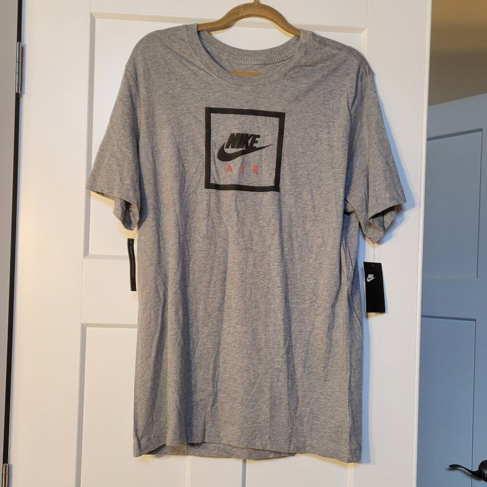 Nike Air Box Logo Short-Sleeved T-Shirt Men’s Size Large Gray Standard Fit